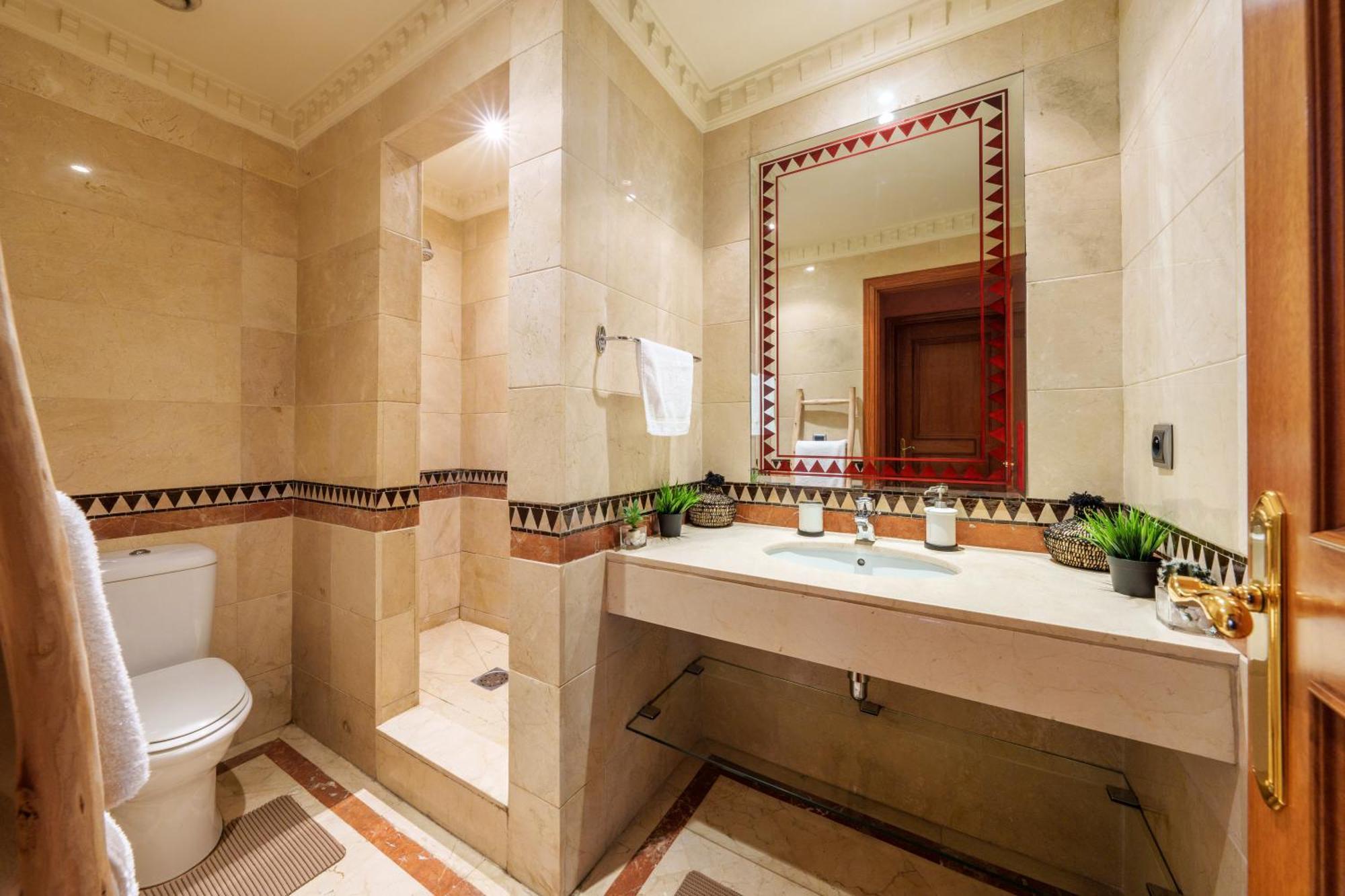 Appartement Chic Gueliz Plaza Avec Vue Marrakesh Eksteriør billede